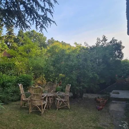 Panoramas A Koezpontban 4* Тихань